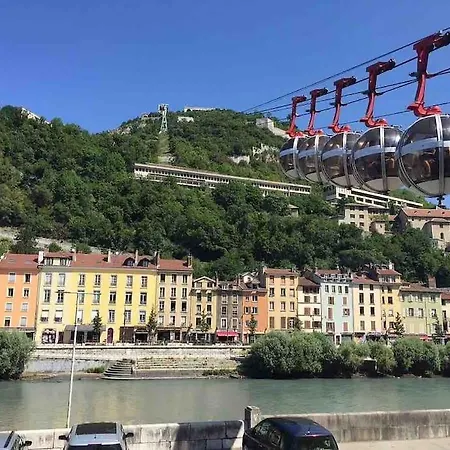 O Calme Cosy - Jardins Et - Experience Unique - Wifi Gratuit - Parking Gratuite *